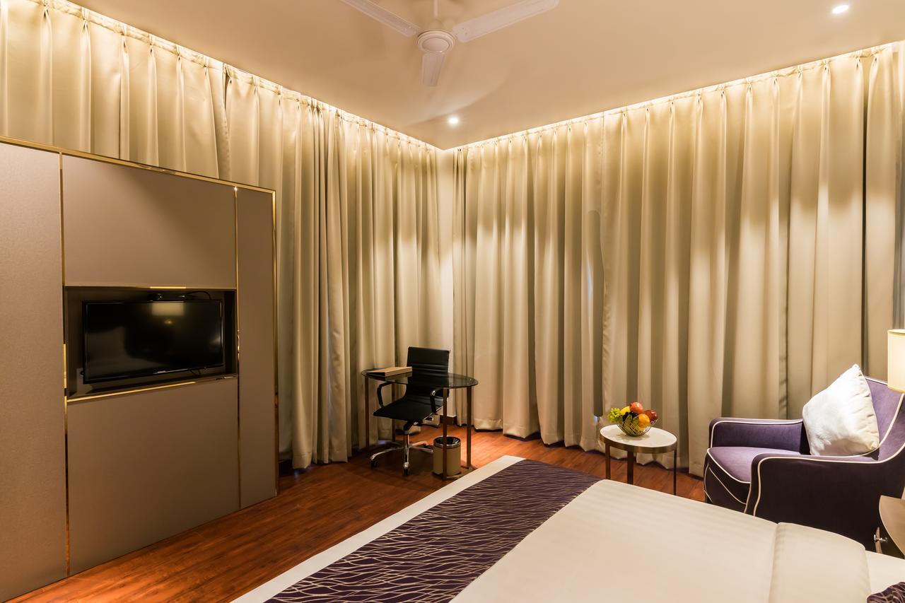 Amara Gateway Hotel Moradabad Exterior foto